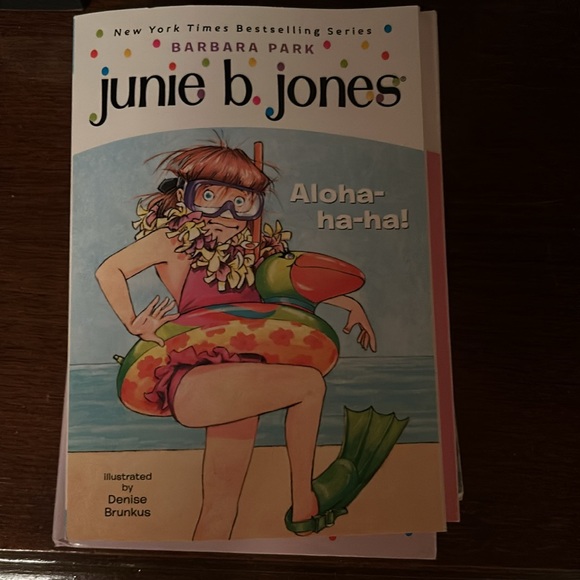 Bundle of 11 children books - Picture 9 of 12